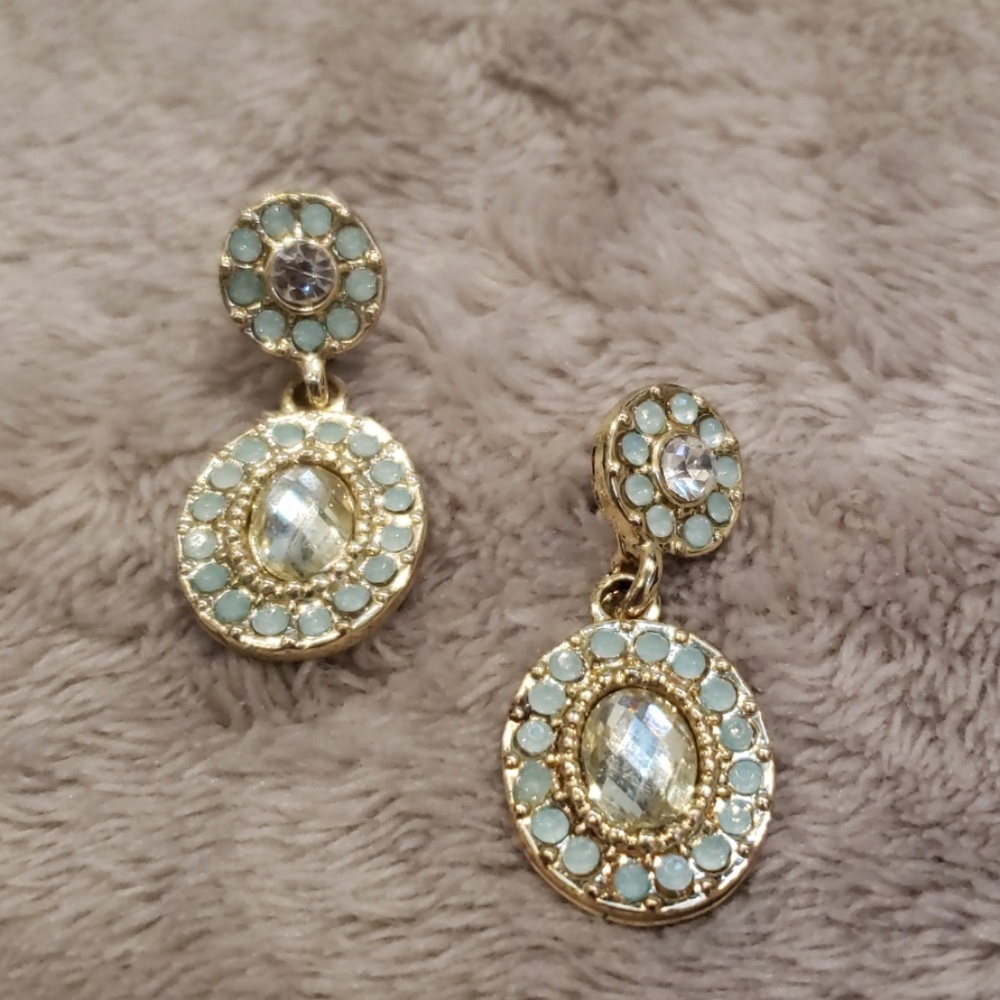 Gold and mint earrings